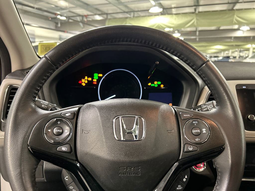 Used 2019 Honda HR-V Touring image 12