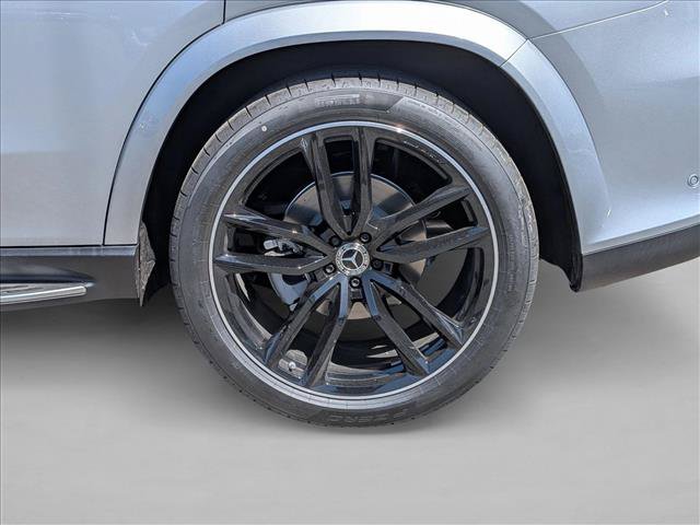 New 2026 Mercedes-Benz GLS 580 4MATIC image 10