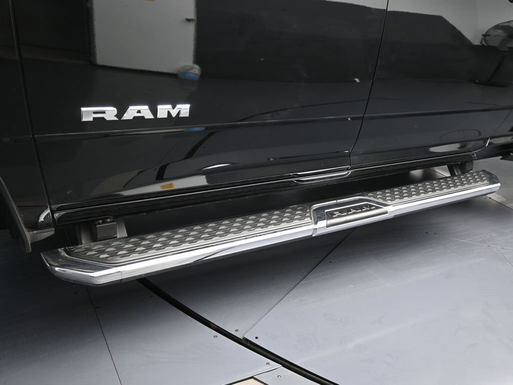 Used 2025 RAM 3500 Laramie image 35