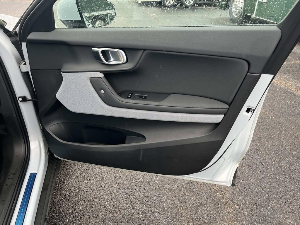 Used 2023 Polestar Polestar 2 w/ Pilot Pack image 20