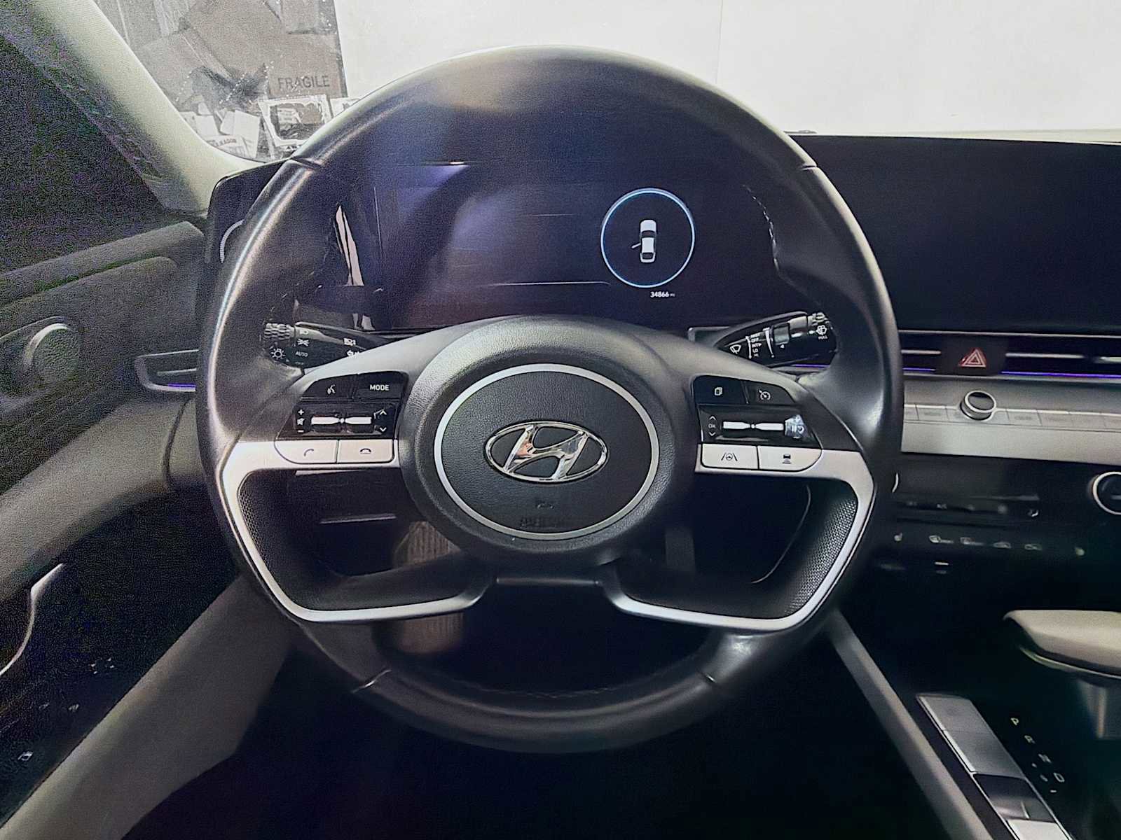 Used 2021 Hyundai Elantra Limited w/ Cargo Package image 9