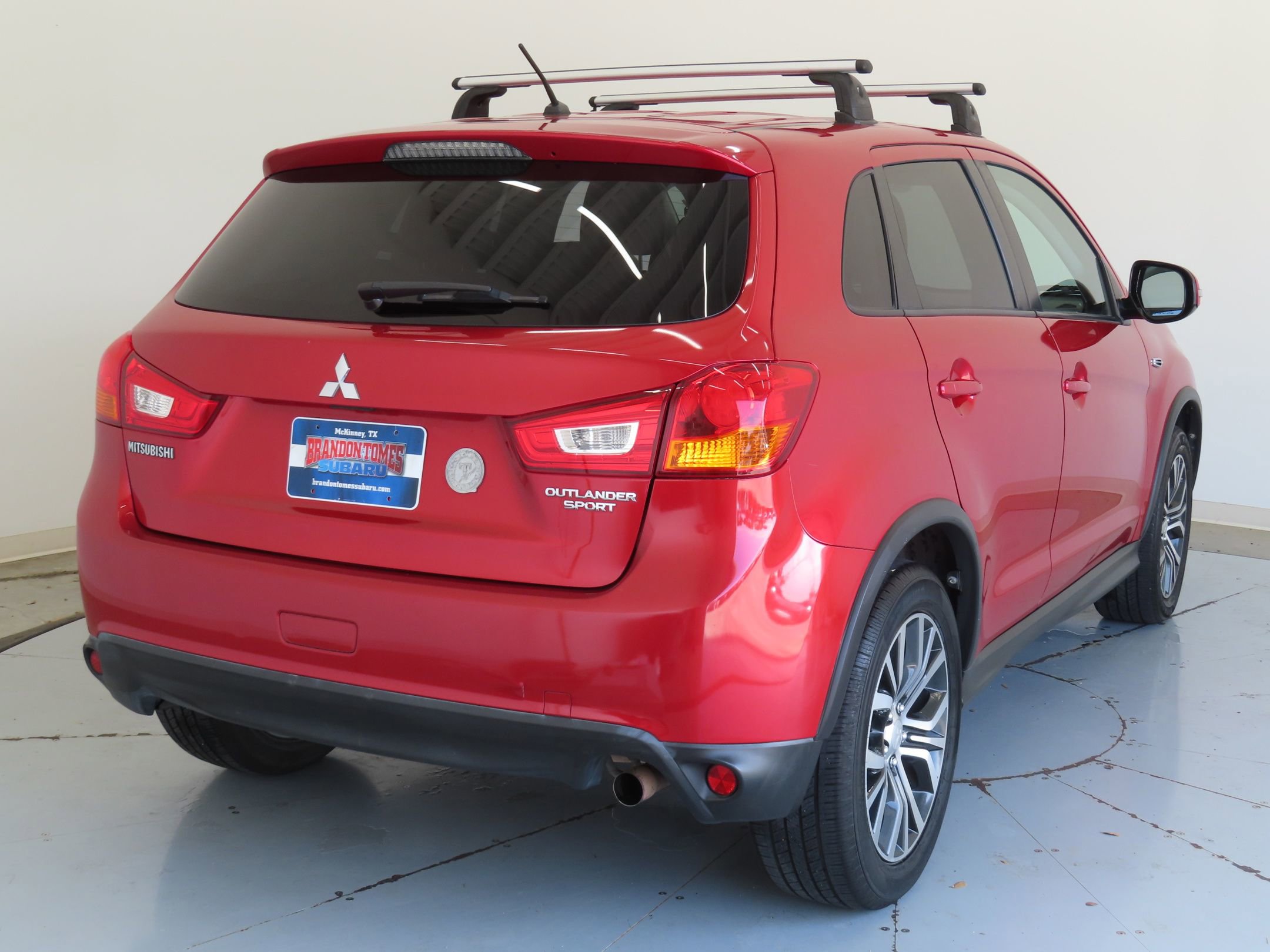Used 2016 Mitsubishi Outlander Sport ES FWD image 3