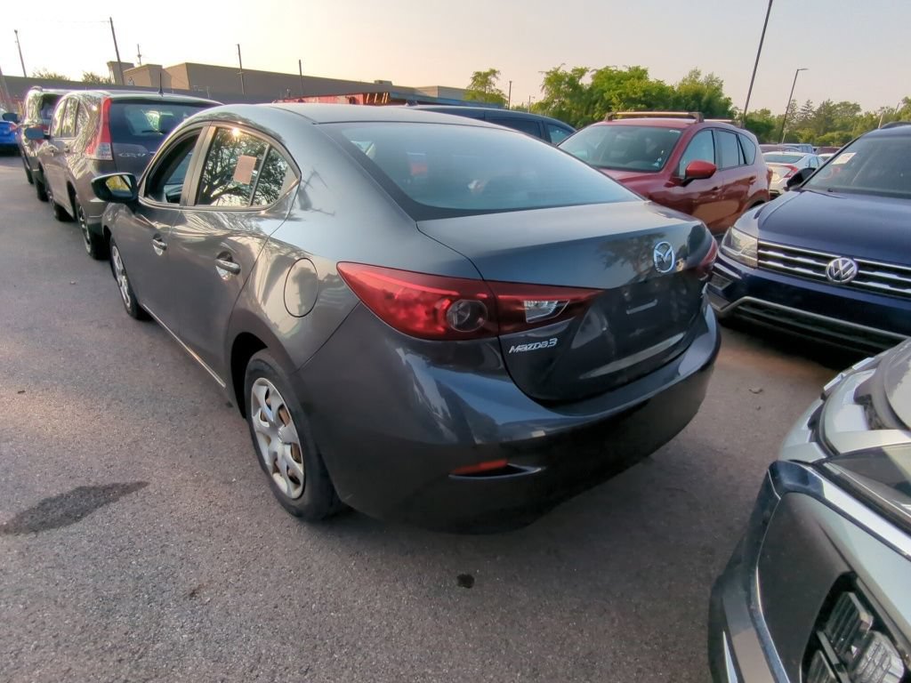 Used 2016 MAZDA MAZDA3 i Sport FWD image 4