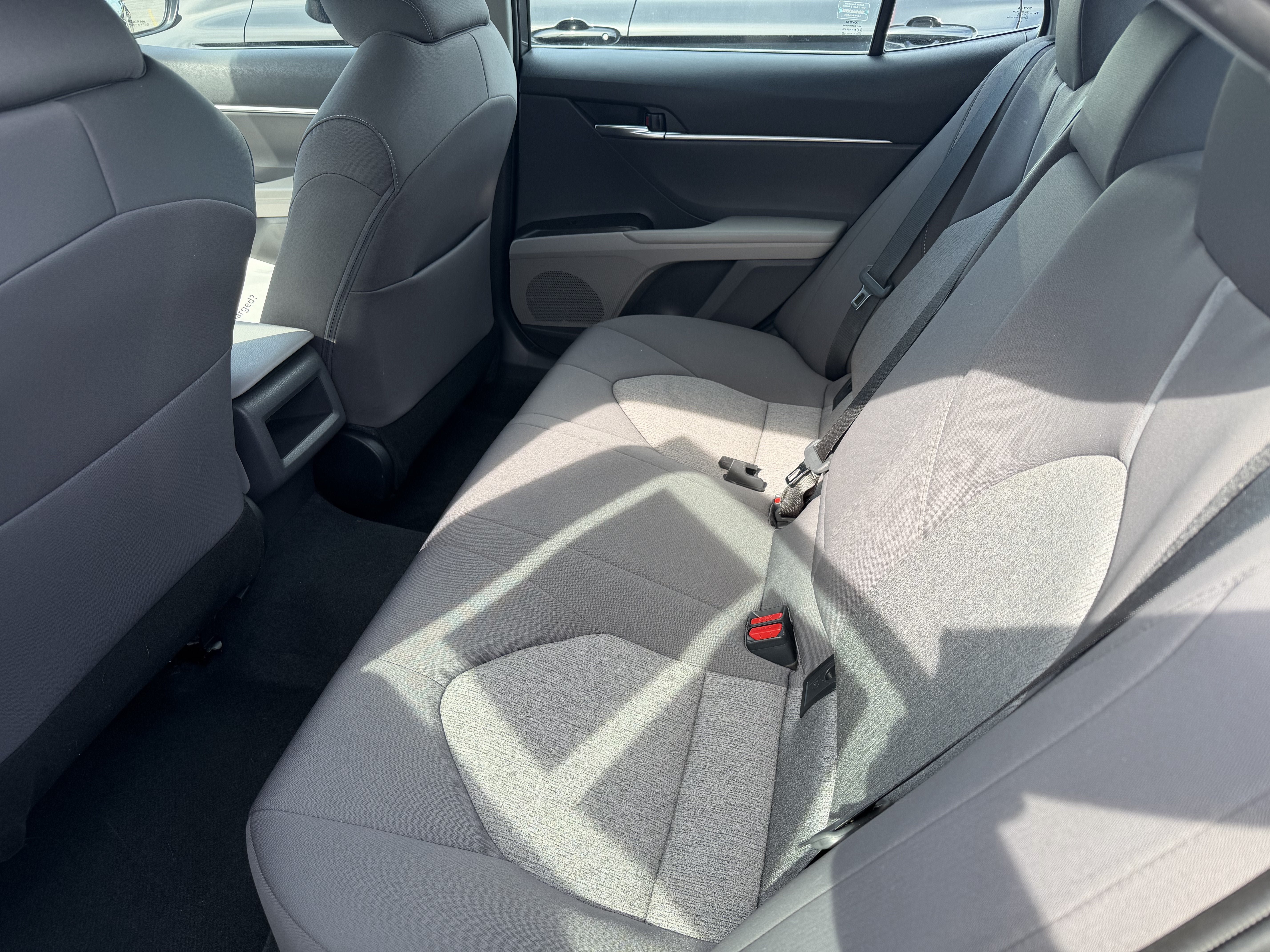 Used 2023 Toyota Camry LE FWD image 21