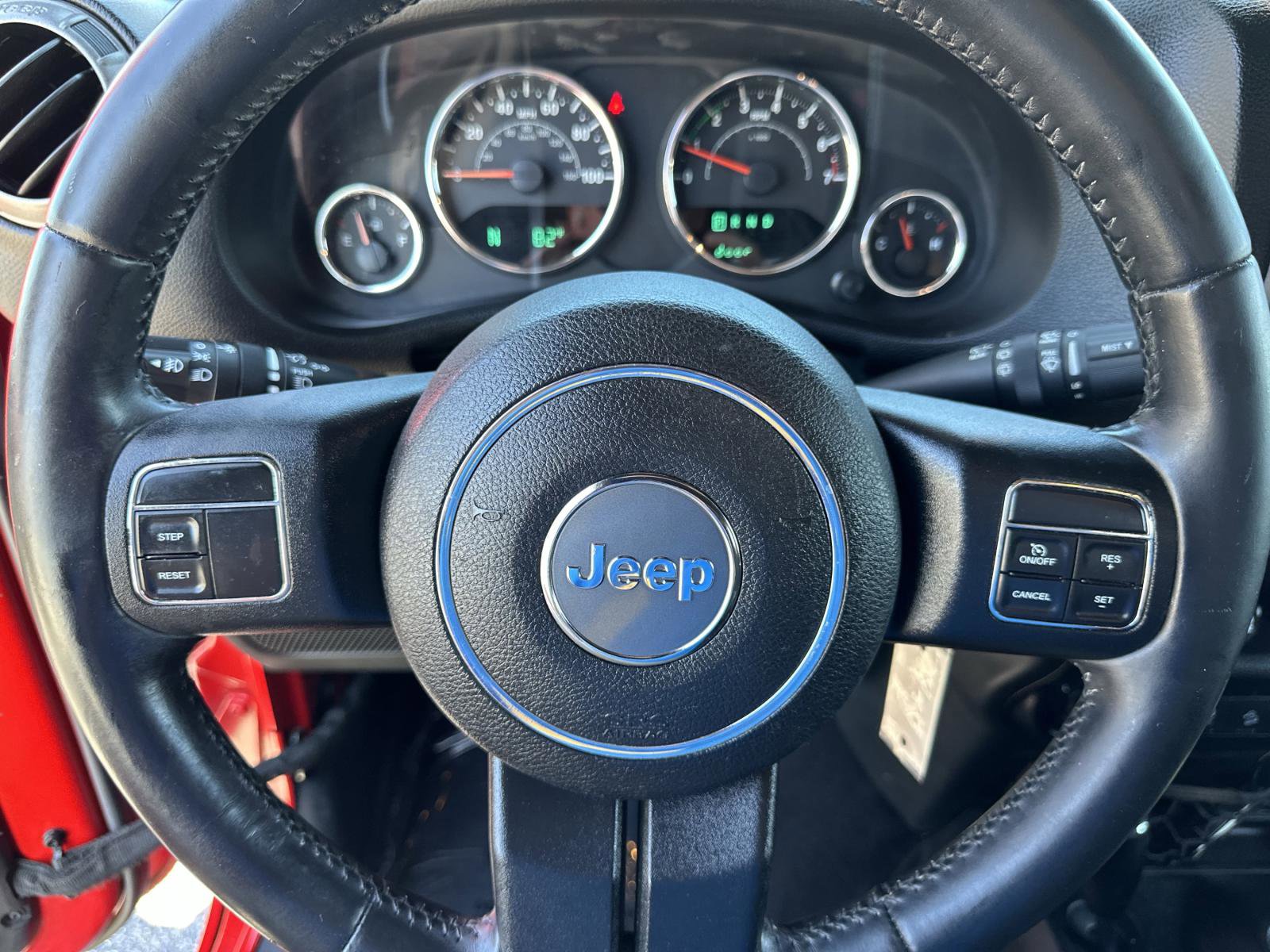 Used 2015 Jeep Wrangler Sport w/ Quick Order Package 24S AWD/4WD image 14