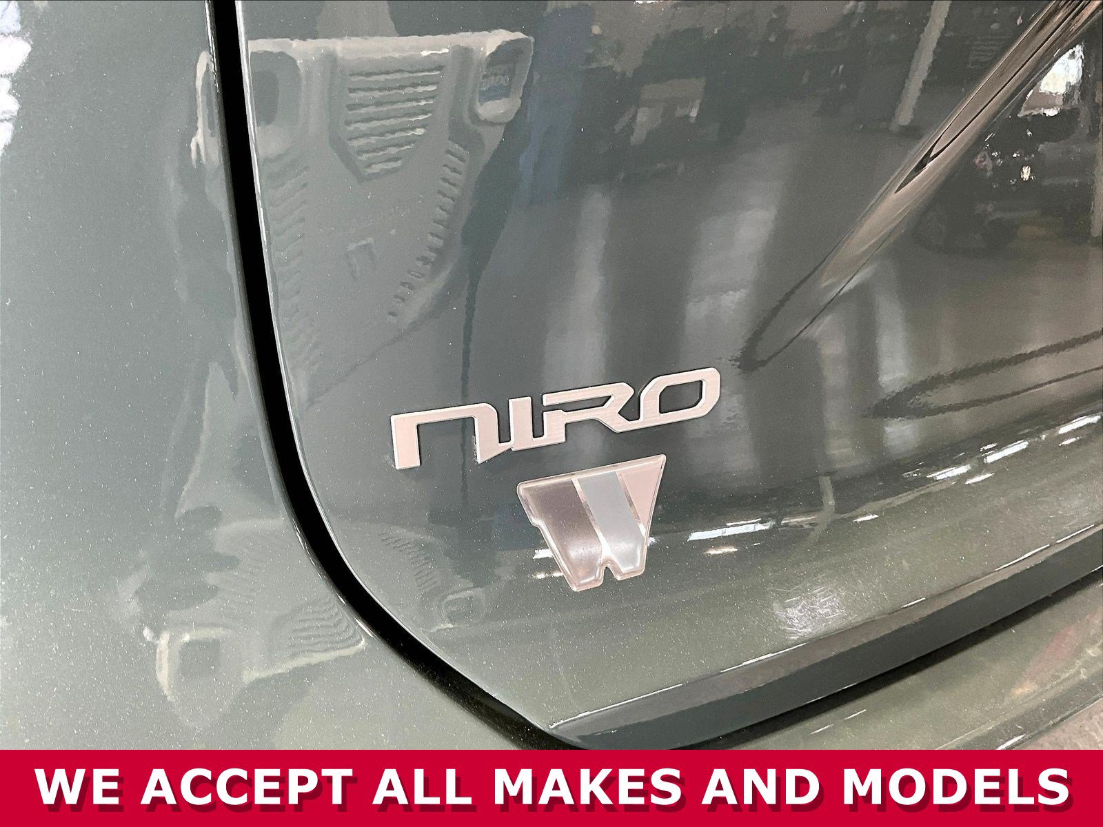 Used 2023 Kia Niro EX FWD image 22
