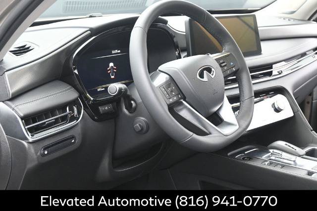 Certified 2026 INFINITI QX60 Luxe w/ Cargo Package AWD/4WD image 18
