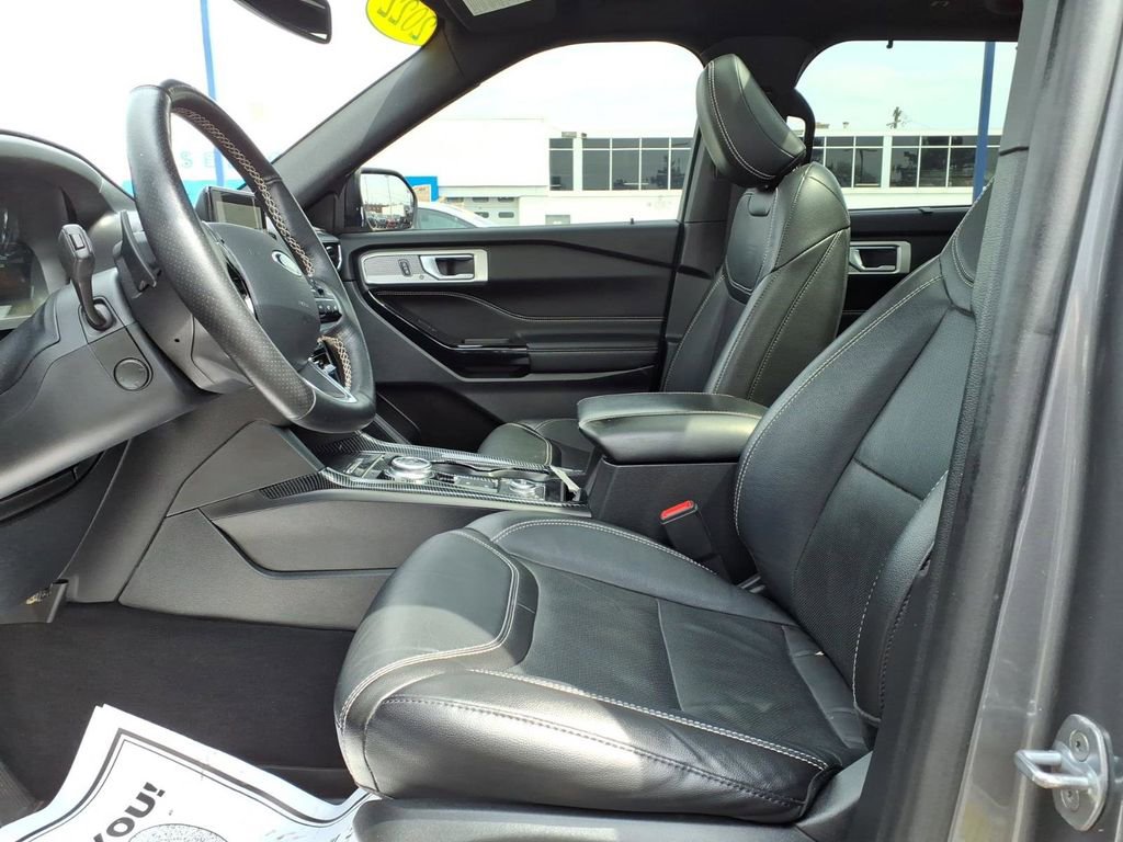 Used 2022 Ford Explorer ST w/ Equipment Group 401A AWD/4WD image 16