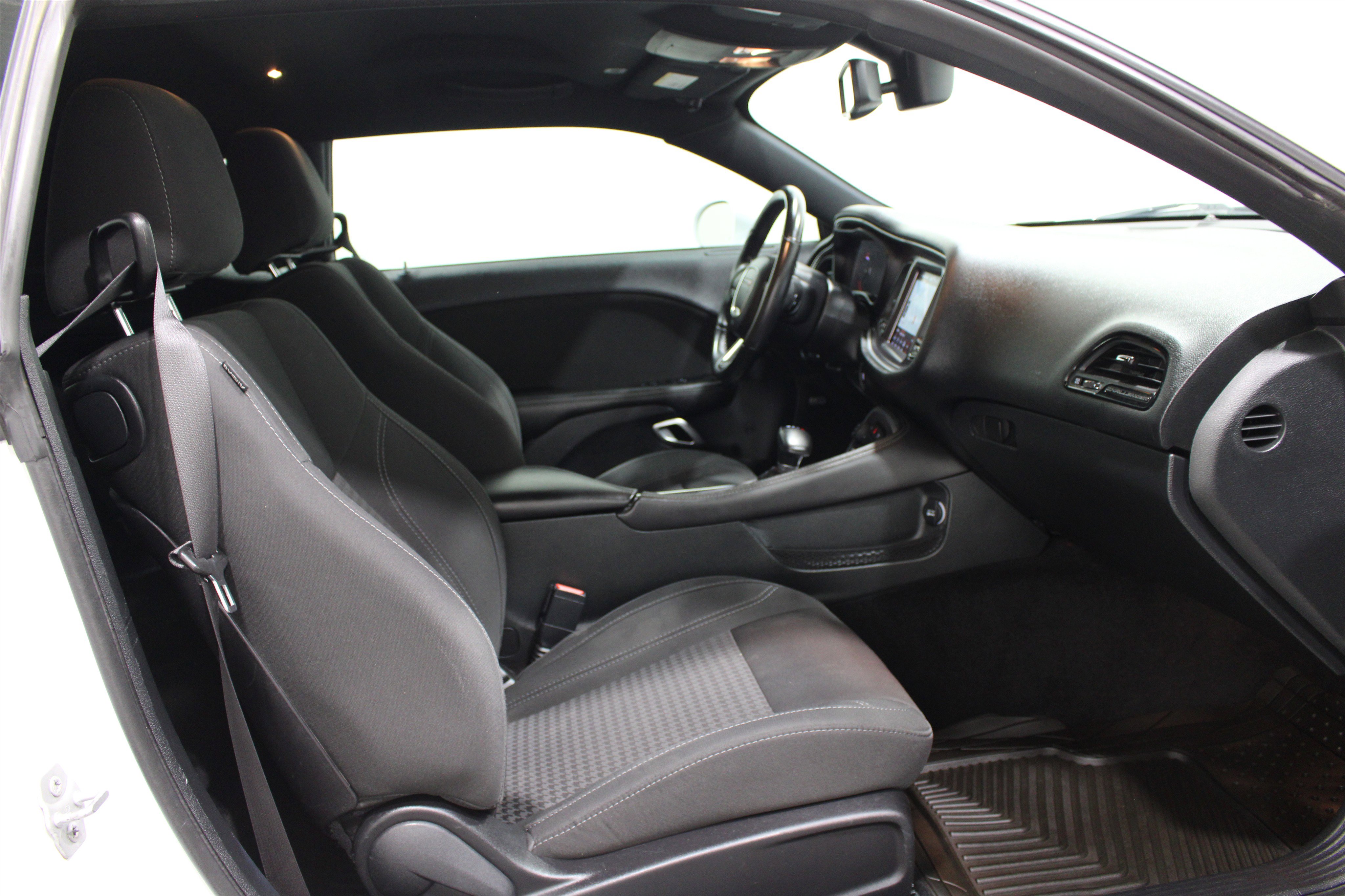 Used 2018 Dodge Challenger R/T w/ Blacktop Package image 23