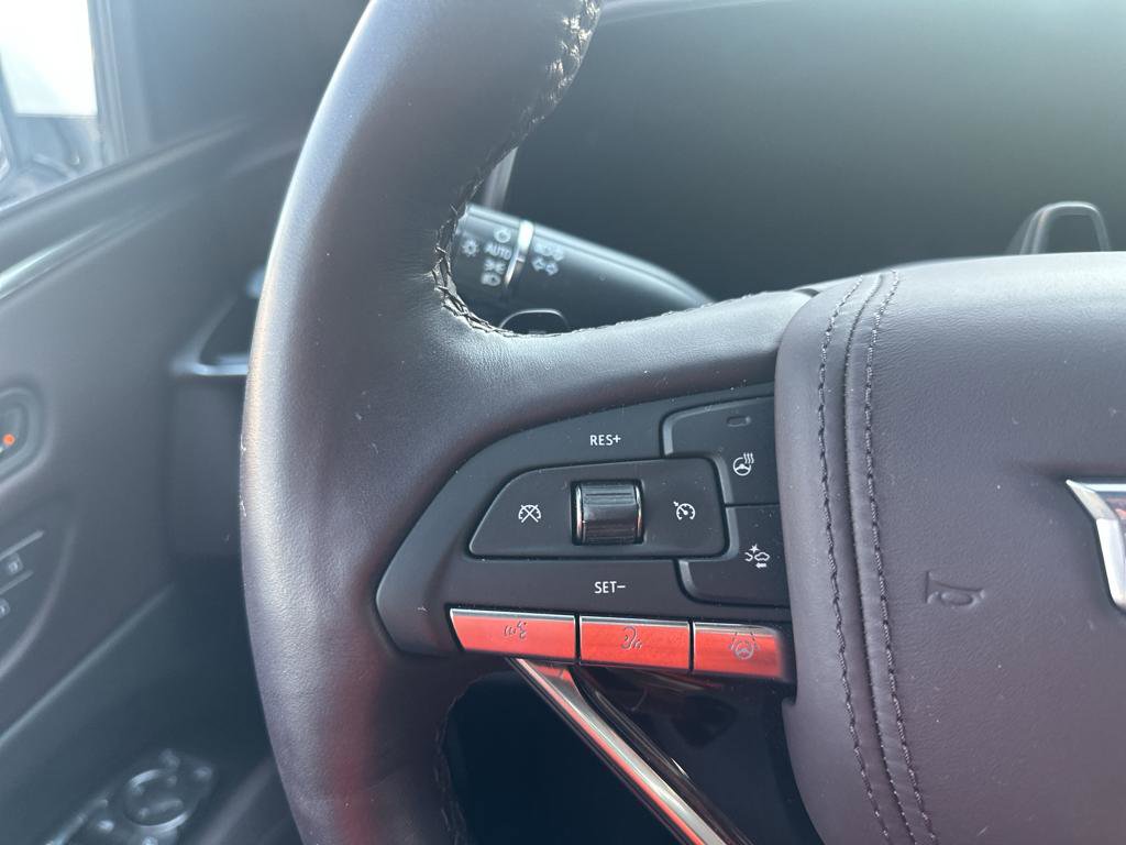 Used 2023 Cadillac Escalade Sport Platinum image 22