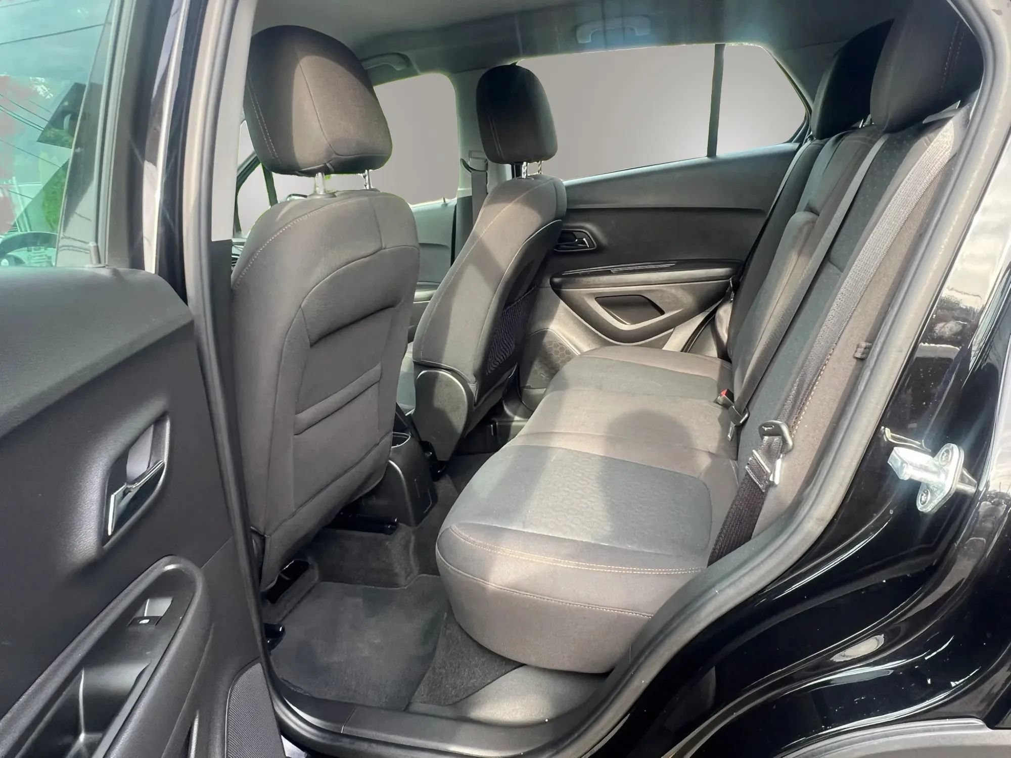 Used 2020 Chevrolet Trax LS w/ LPO, Protection Package FWD image 27