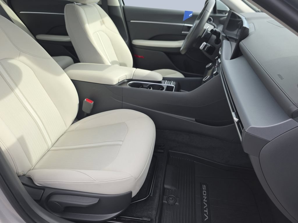 Certified 2025 Hyundai Sonata SEL FWD image 34