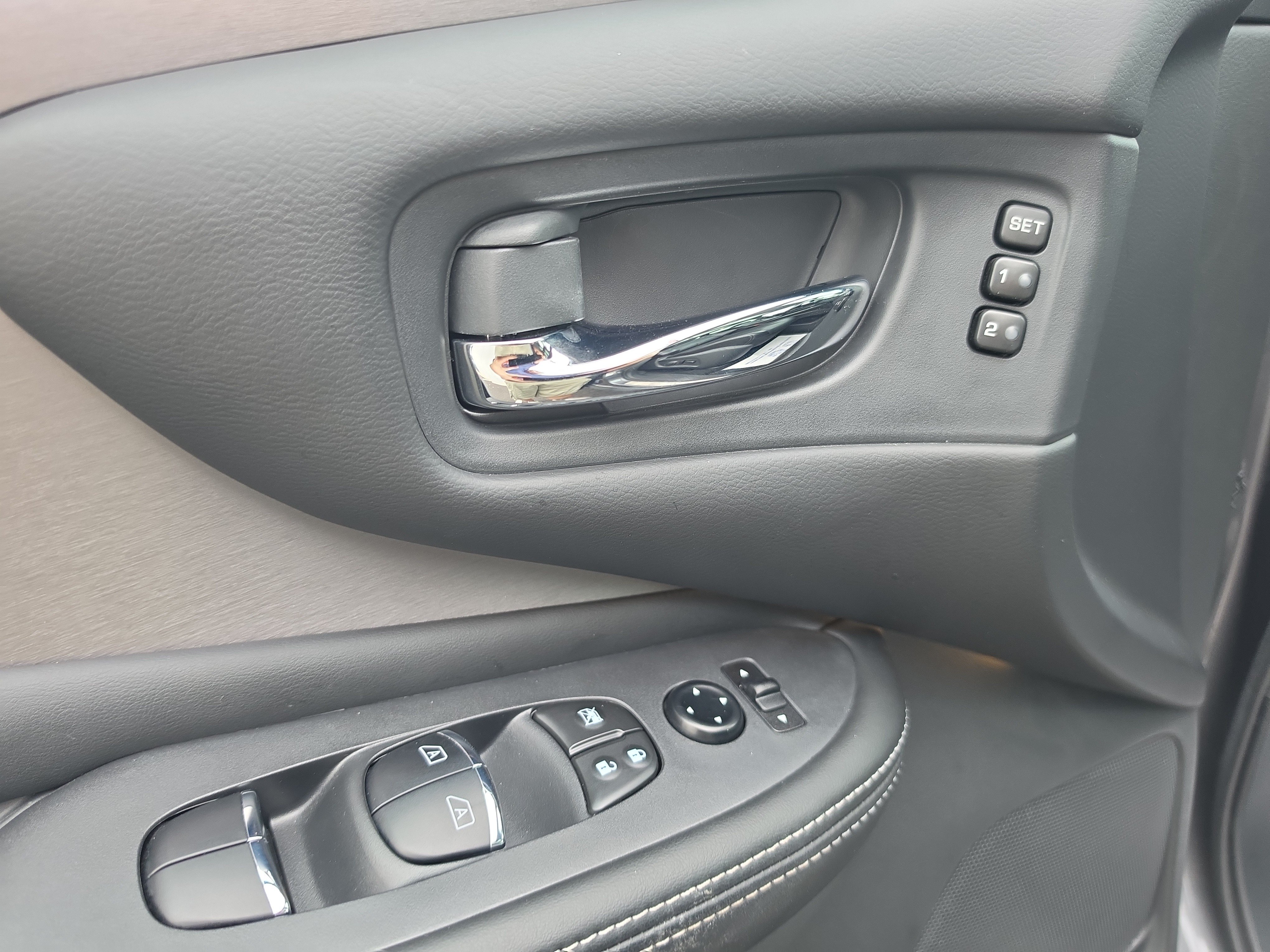 Used 2023 Nissan Murano SL w/ SL Moonroof Package AWD/4WD image 17