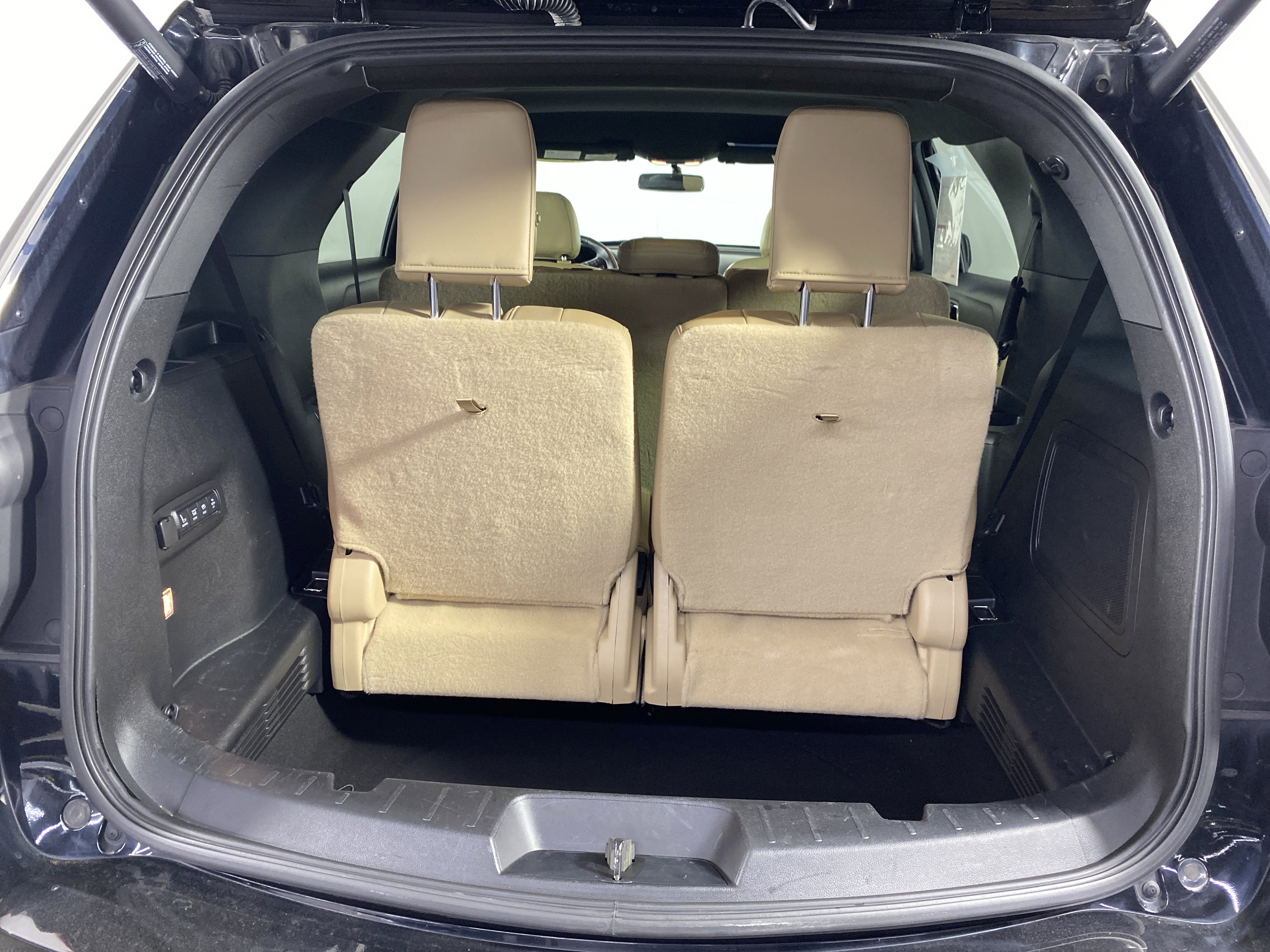 Used 2017 Ford Explorer Limited AWD/4WD image 35