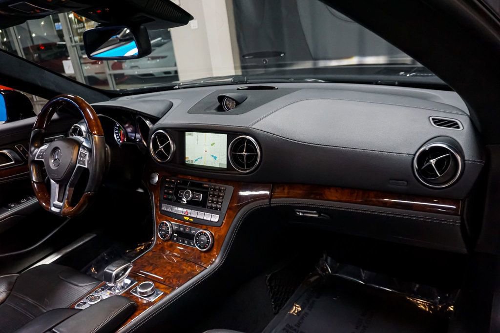 Used 2014 Mercedes-Benz SL 63 AMG image 39