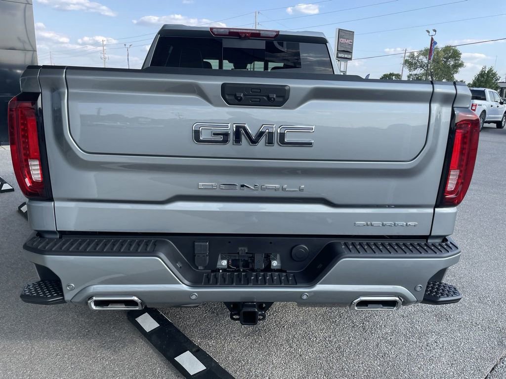 New 2025 GMC Sierra 1500 Denali Ultimate image 4