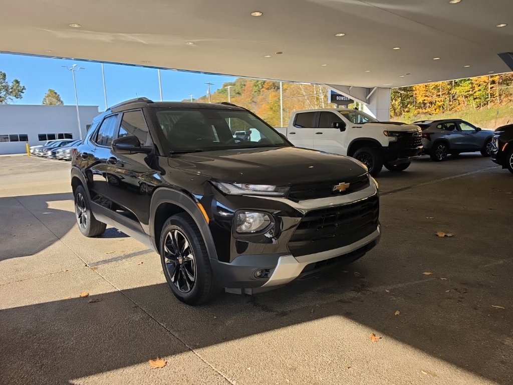 Certified 2023 Chevrolet TrailBlazer LT w/ Convenience Package AWD/4WD image 4