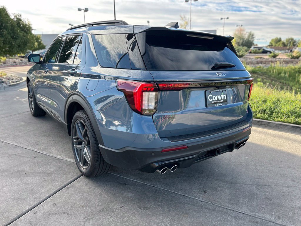 Used 2026 Ford Explorer ST AWD/4WD image 5