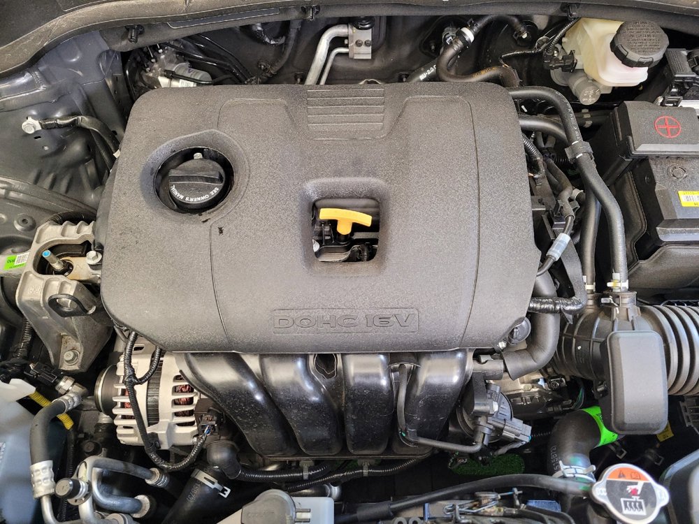 Used 2025 Kia Soul LX w/ LX Technology Package FWD image 30