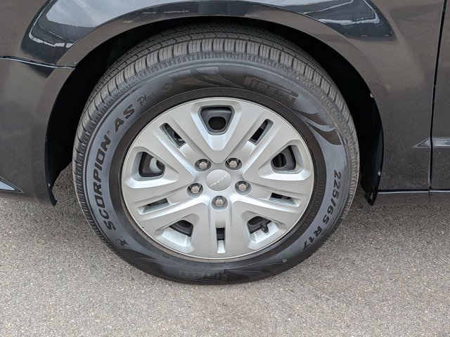 Used 2020 Dodge Grand Caravan SE w/ UConnect Hands-Free Group image 9