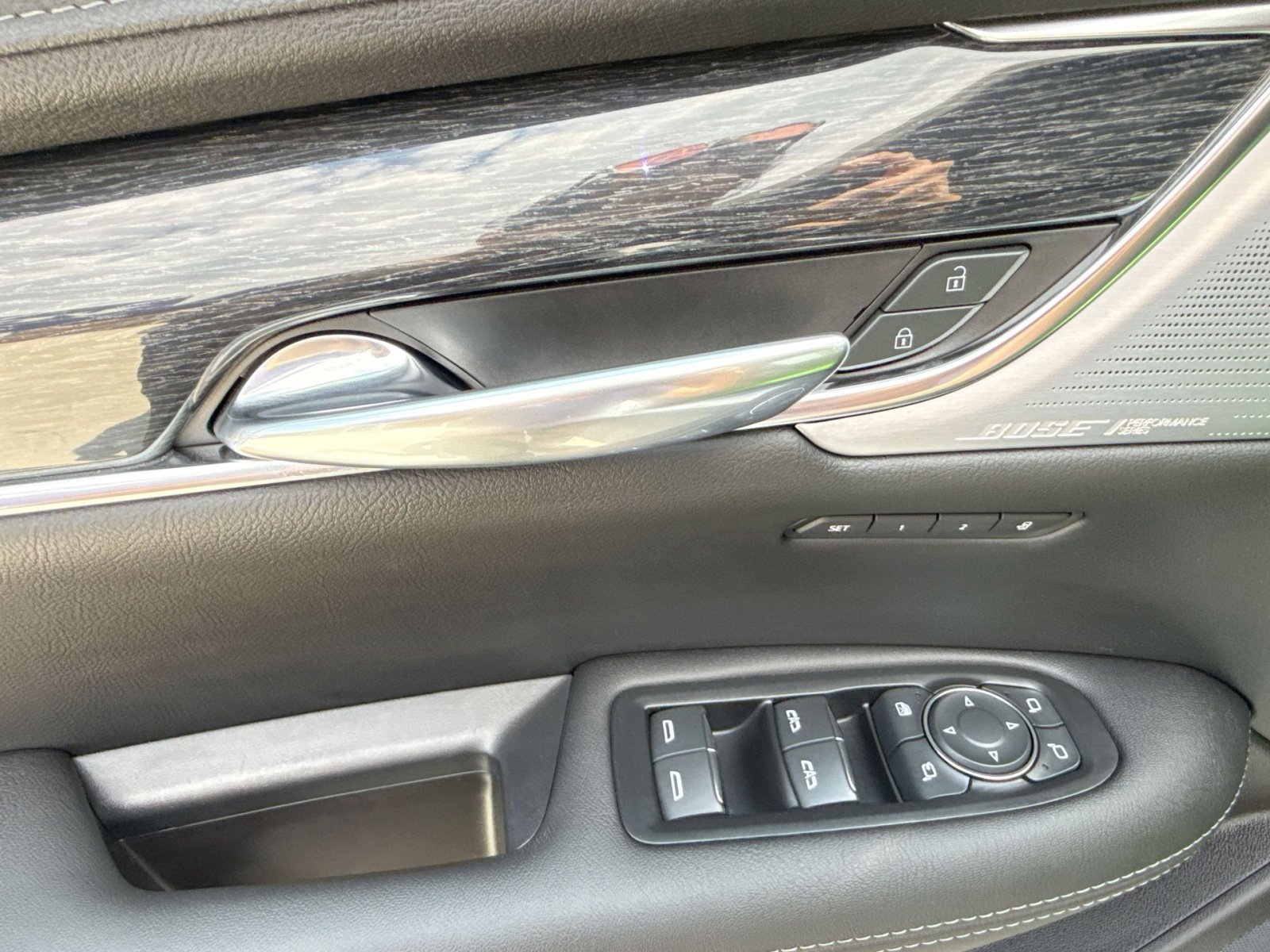 Used 2022 Cadillac XT5 Premium Luxury AWD/4WD image 15