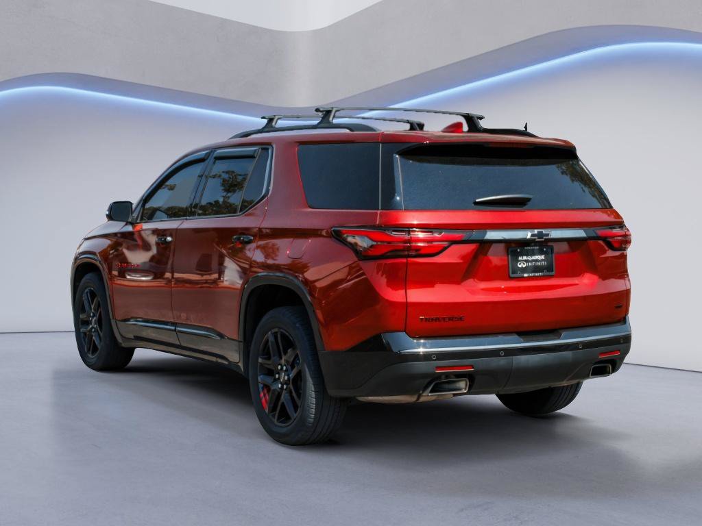 Used 2022 Chevrolet Traverse Premier w/ Redline Edition AWD/4WD image 7
