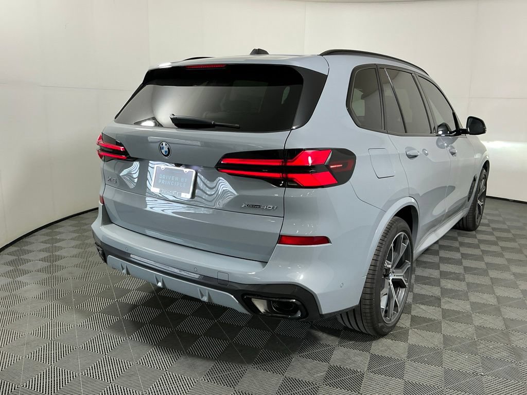 New 2026 BMW X5 xDrive40i w/ M Sport Package AWD/4WD image 5
