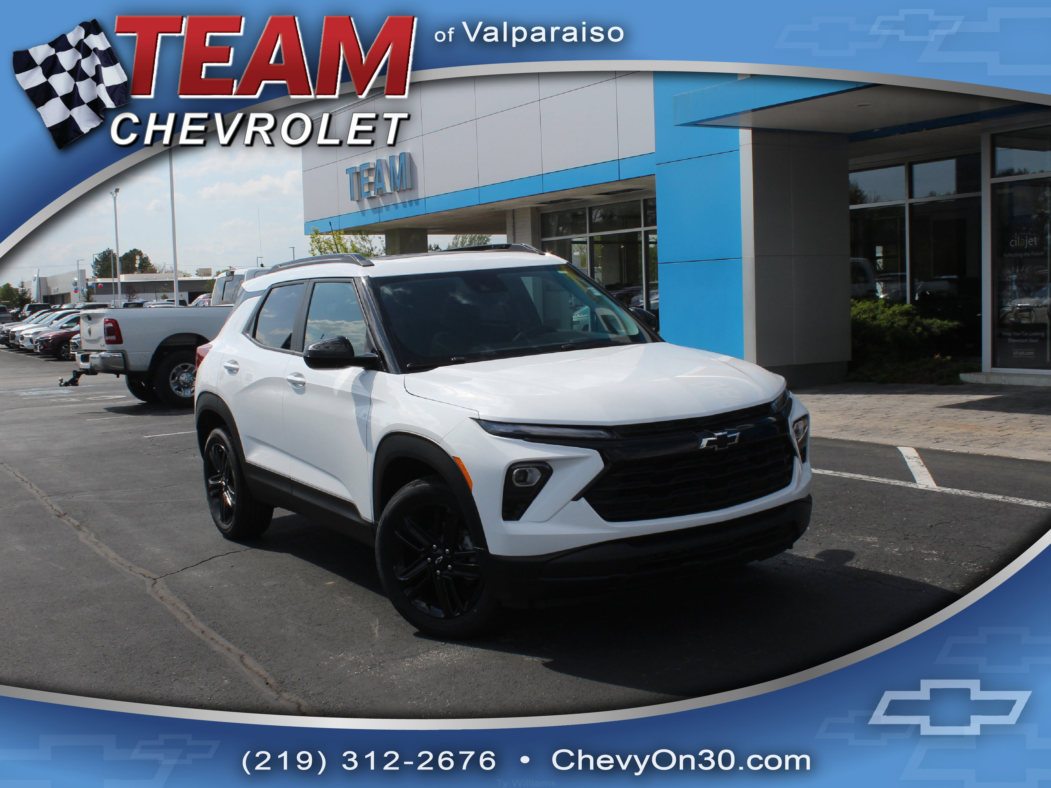 New 2026 Chevrolet TrailBlazer LT w/ Midnight Edition AWD/4WD image 1