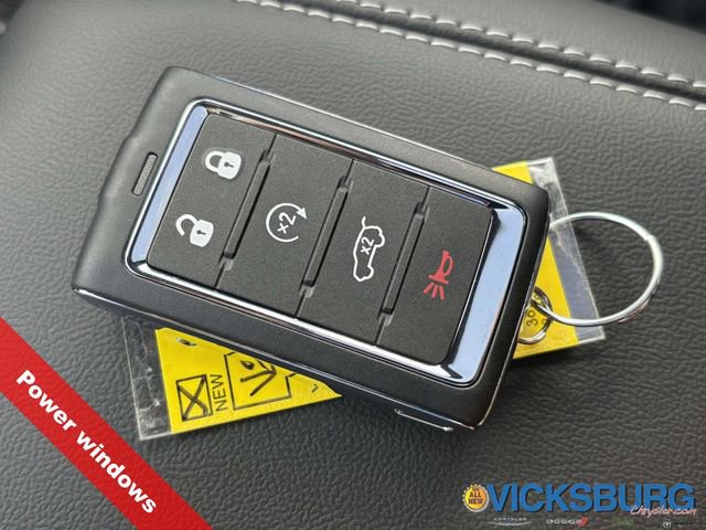 New 2025 Jeep Grand Cherokee Limited image 25