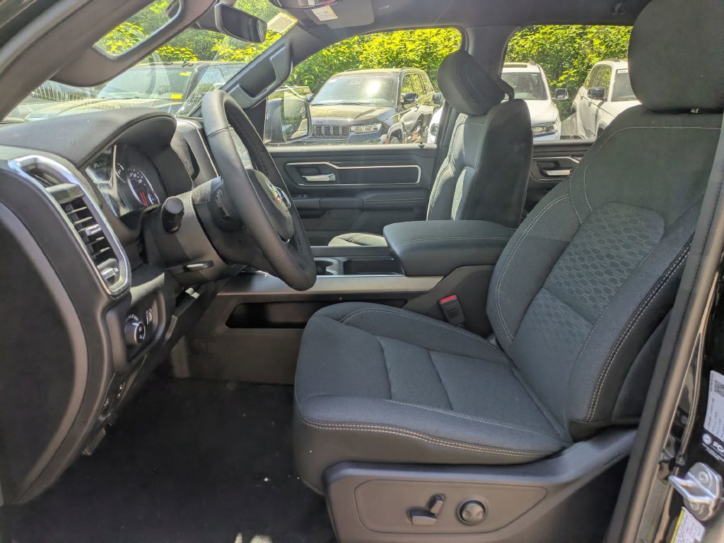 New 2026 RAM 1500 Big Horn AWD/4WD image 12