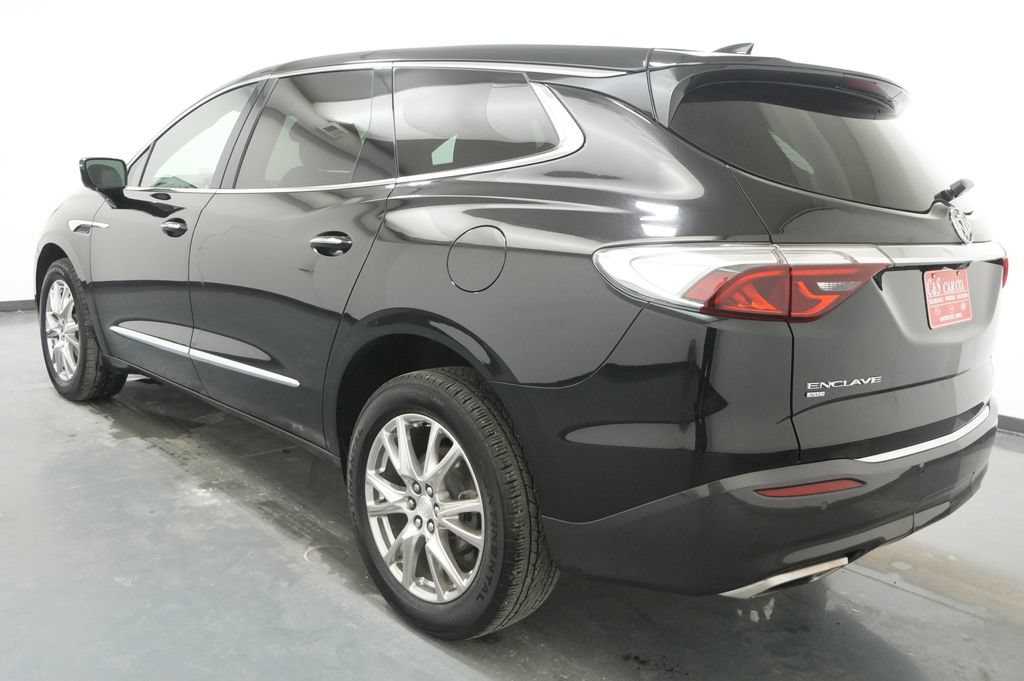 Used 2022 Buick Enclave Premium AWD/4WD image 6