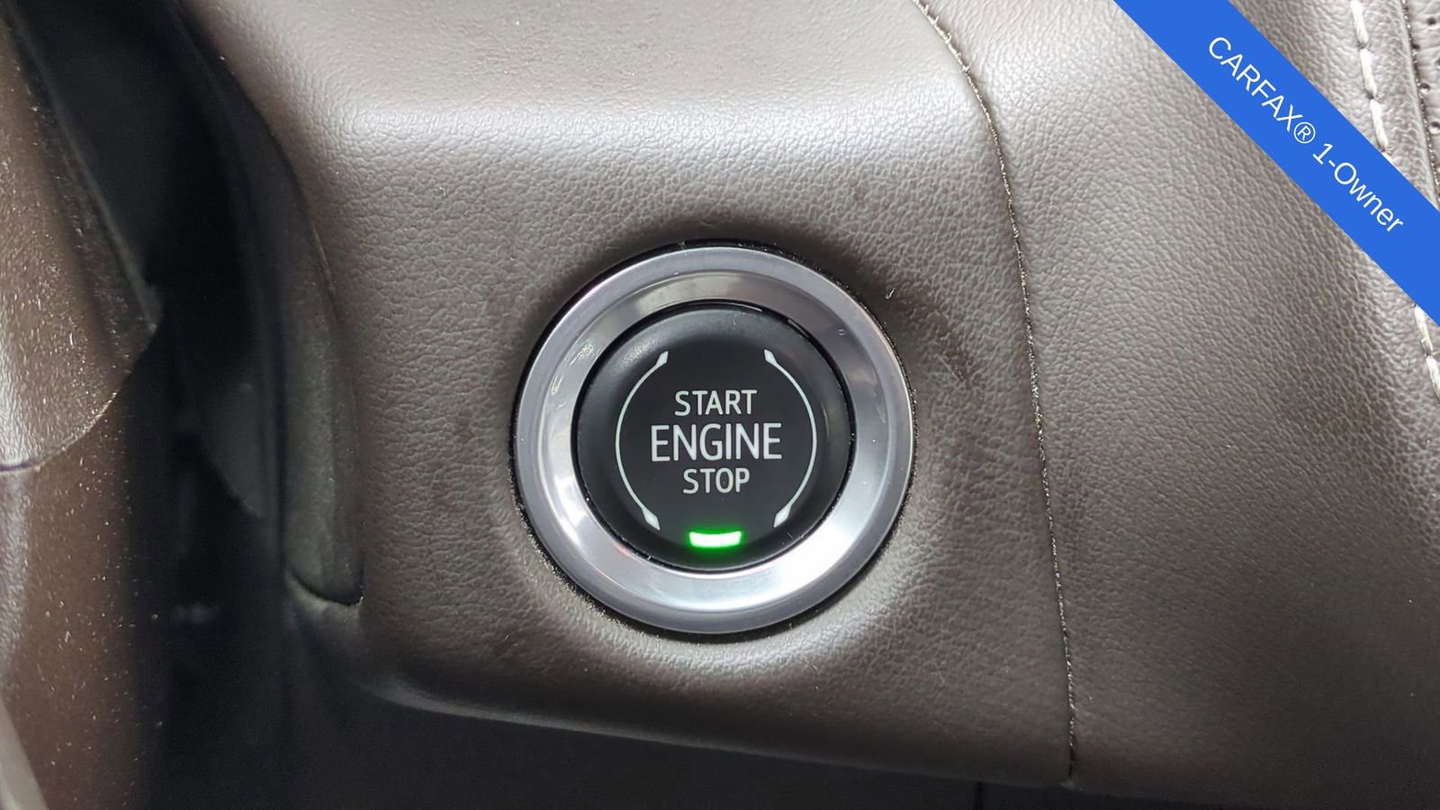 Used 2023 GMC Yukon XL SLT w/ SLT Premium Package image 32