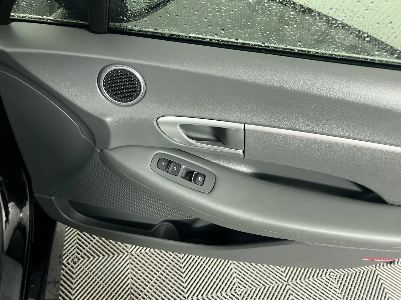 Used 2021 Hyundai Sonata SE w/ Cargo Package FWD image 23