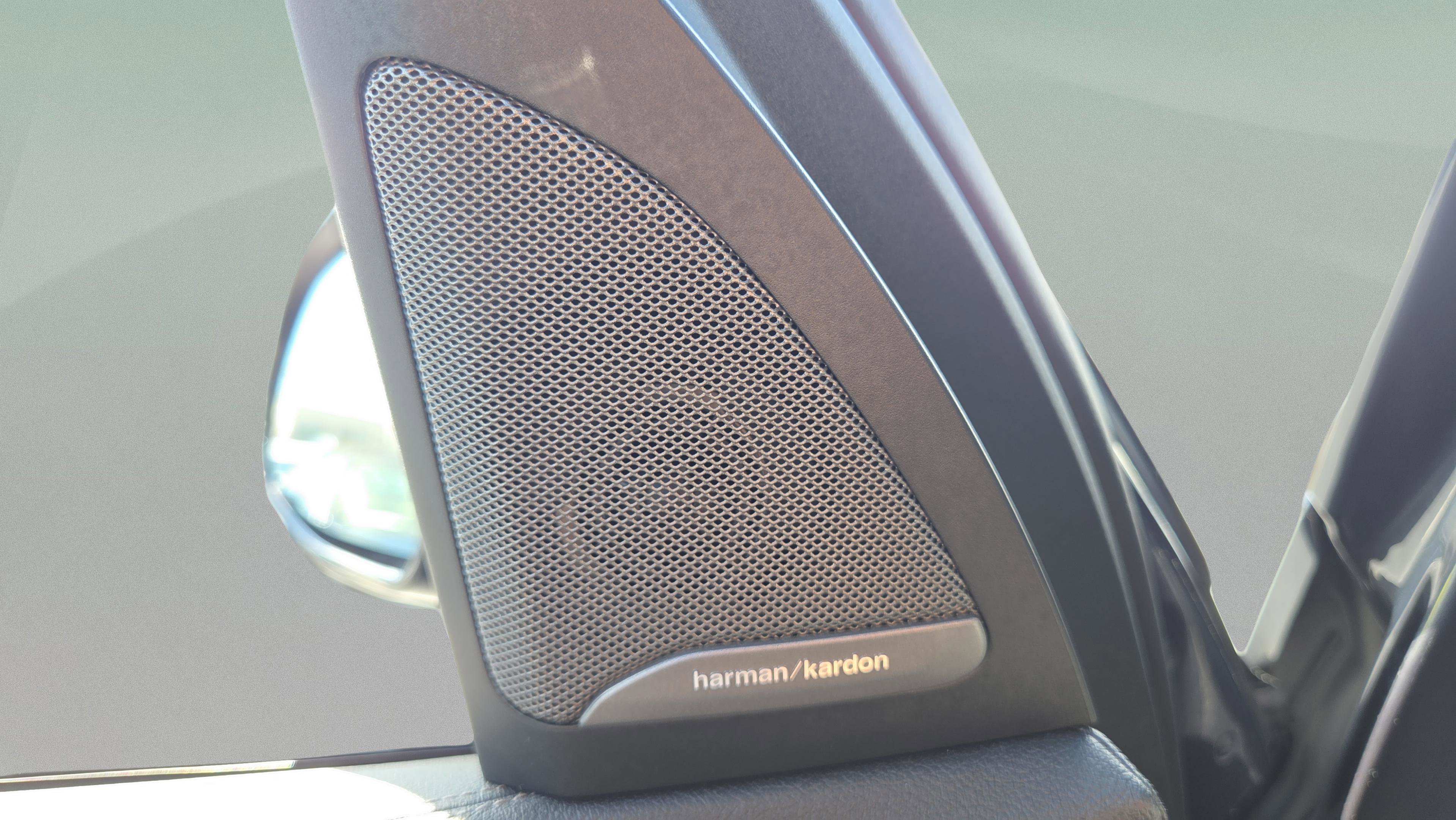 Used 2022 BMW X5 M50i image 40