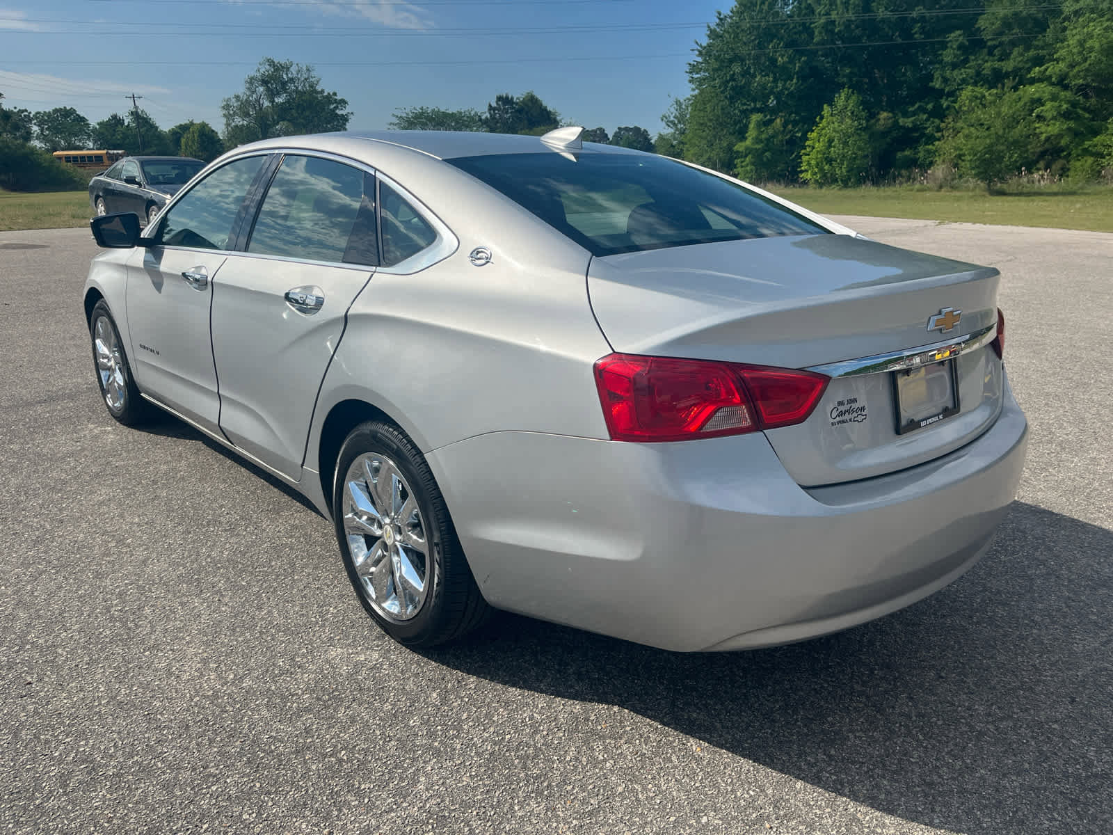 Used 2019 Chevrolet Impala LT FWD image 5