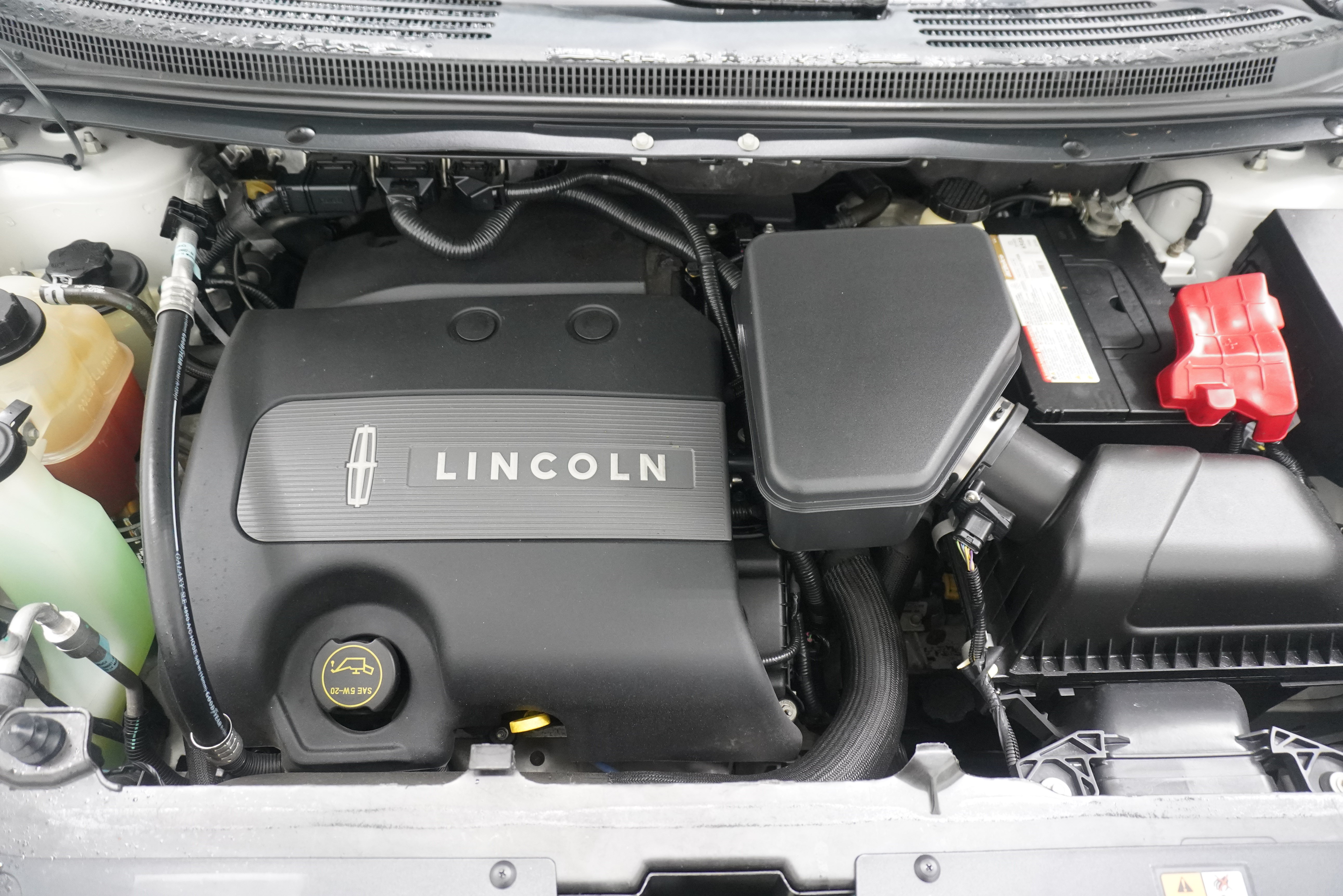 Used 2014 Lincoln MKX FWD w/ Equipment Group 102A image 31