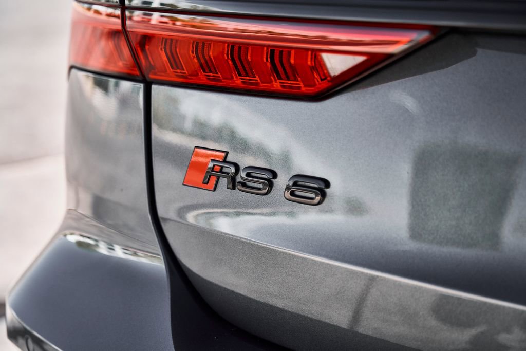 Used 2022 Audi RS 6 image 14