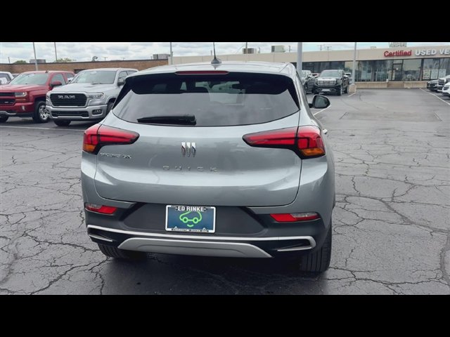 Certified 2026 Buick Encore GX Preferred w/ Comfort Package FWD image 7