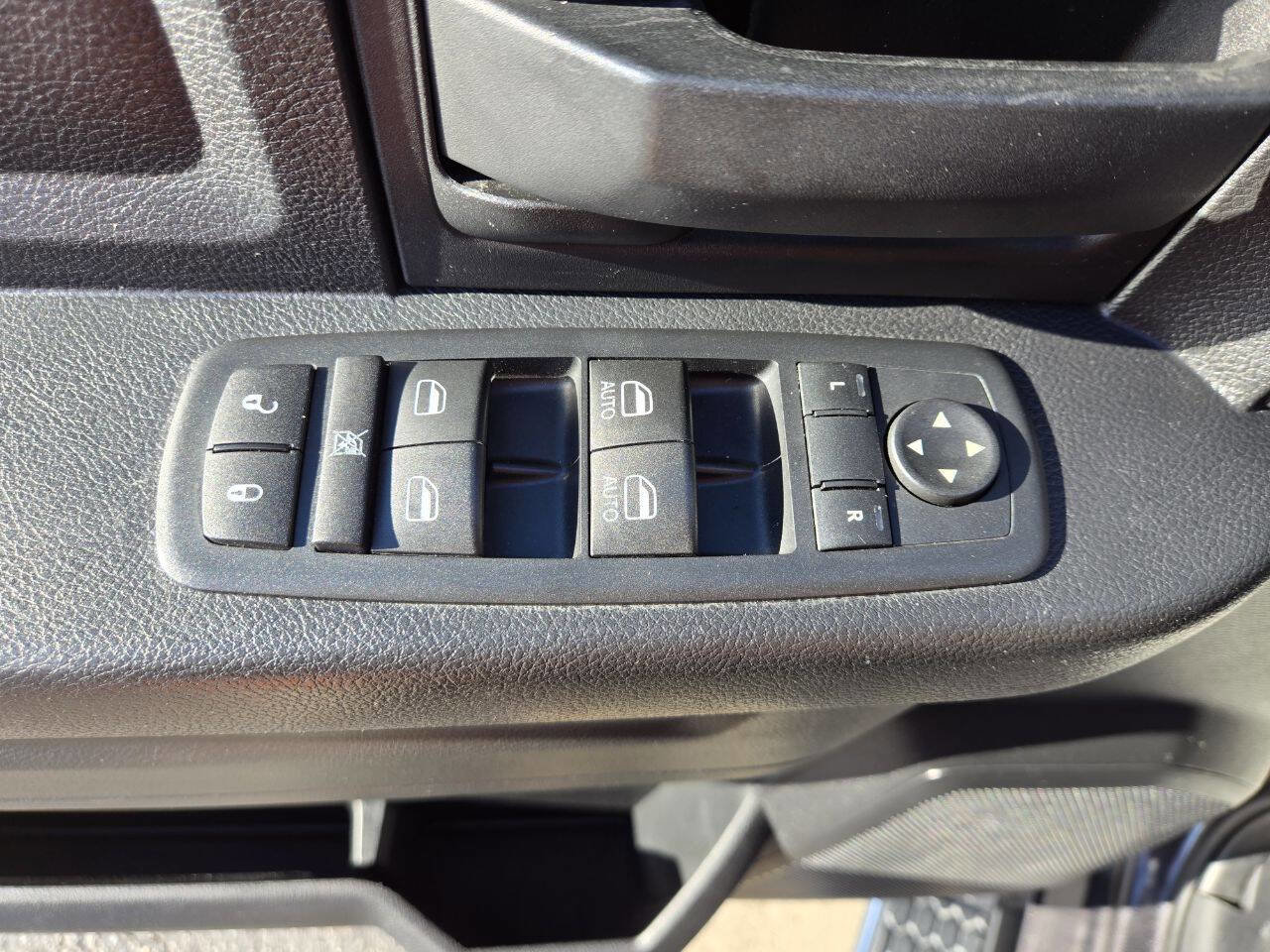 Used 2016 RAM 1500 Express image 15