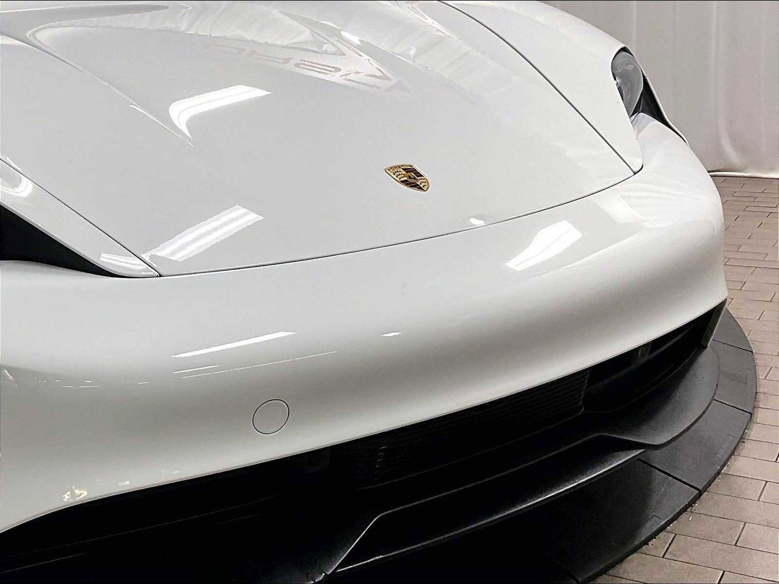 Used 2022 Porsche Taycan image 33