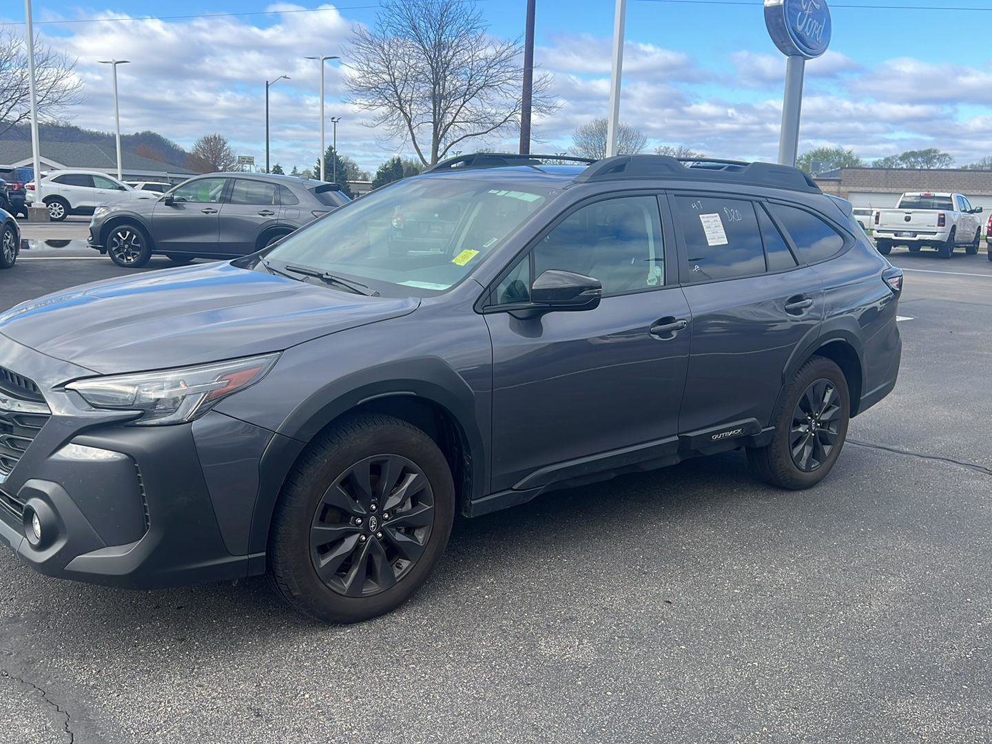 Used 2025 Subaru Outback Onyx Edition AWD/4WD image 12