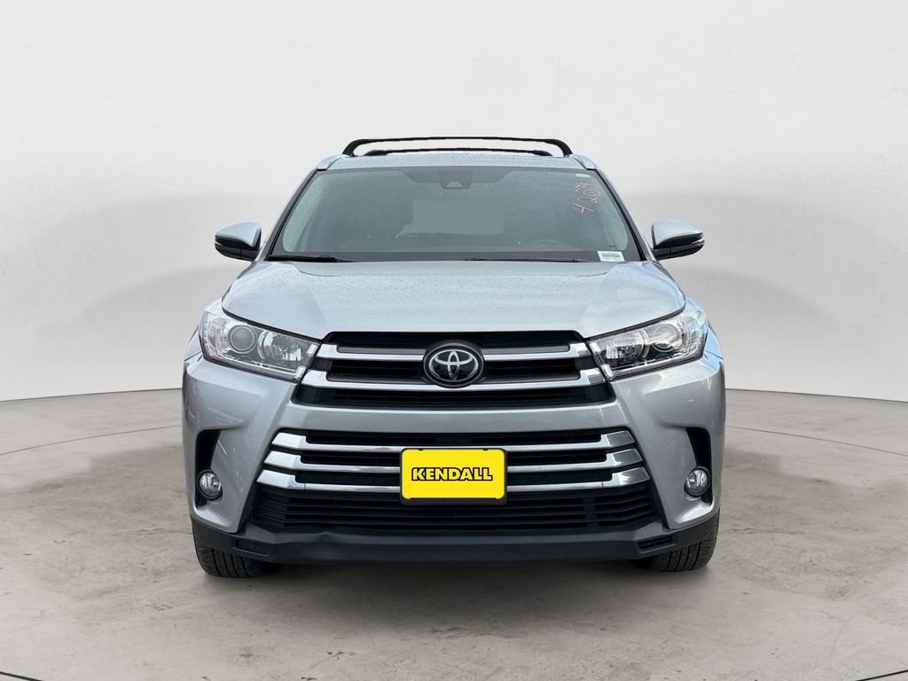 Used 2018 Toyota Highlander Limited AWD/4WD image 8
