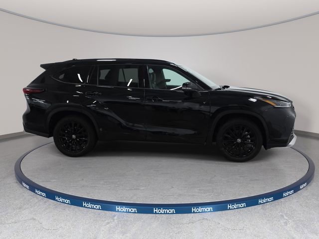 Certified 2025 Toyota Highlander XSE AWD/4WD image 4