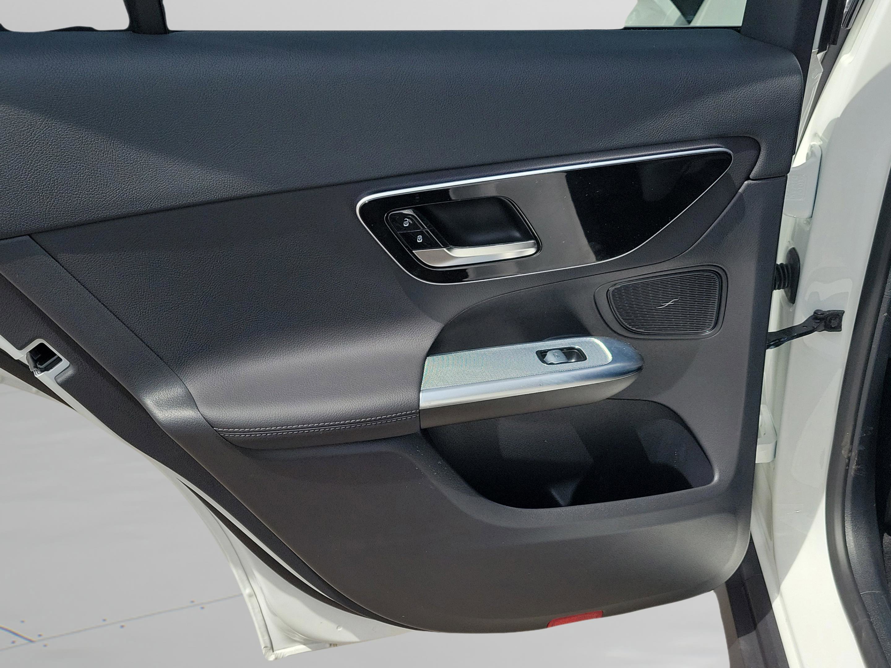 Certified 2026 Mercedes-Benz GLC 300 4MATIC image 7