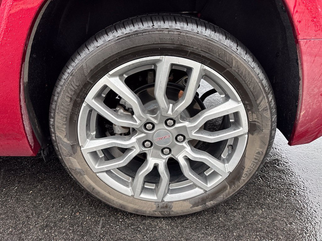 Used 2023 GMC Terrain Denali w/ LPO, Floor Liner Package AWD/4WD image 9