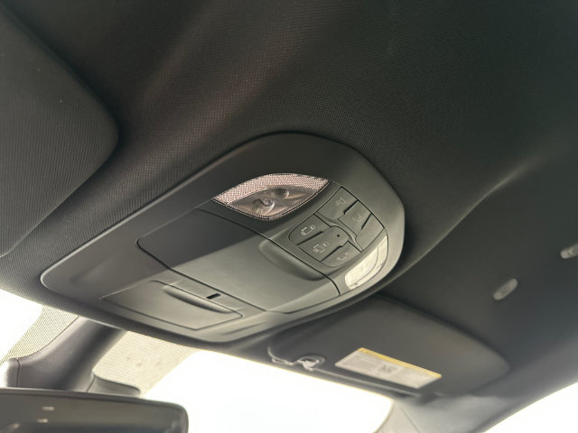 New 2027 Chrysler Pacifica Select FWD image 13