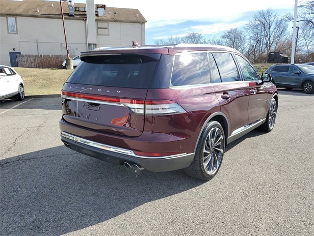 Used 2020 Lincoln Aviator Reserve w/ Equipment Group 202A image 4