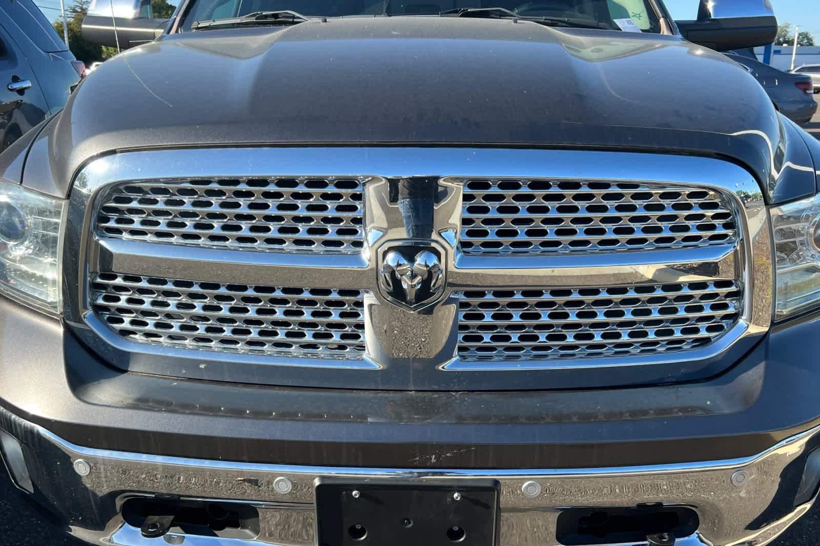 Used 2017 RAM 1500 Laramie w/ Convenience Group AWD/4WD image 12
