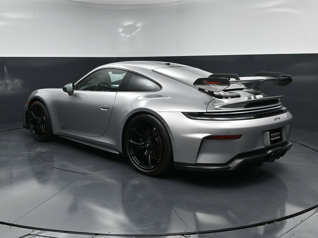 Certified 2026 Porsche 911 GT3 RWD image 3