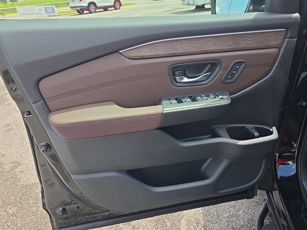 New 2026 Honda Pilot Elite image 18